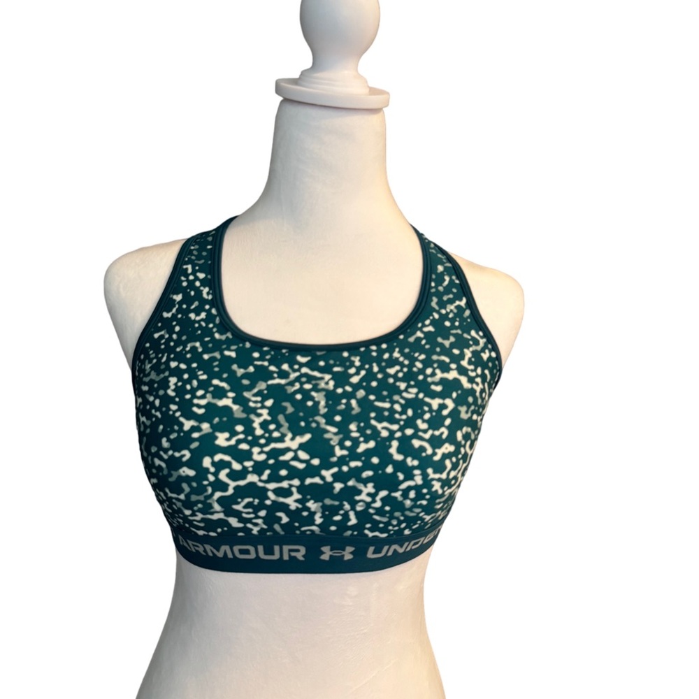 Under armour woman’s sports bra